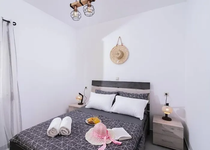 Stella Apartment